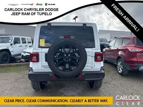 Used 2025 Jeep Wrangler Sahara w/ Safety Group image 15