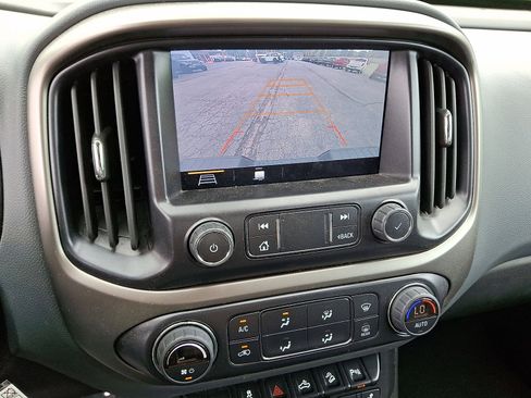 Used 2022 Chevrolet Colorado Z71 AWD/4WD image 15