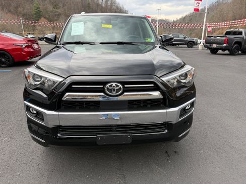 Used 2023 Toyota 4Runner Limited image 4