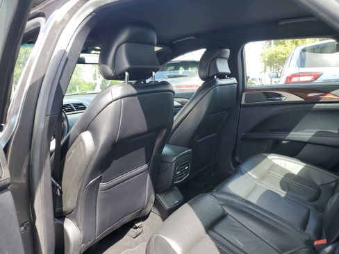 Used 2019 Lincoln MKZ Reserve image 8