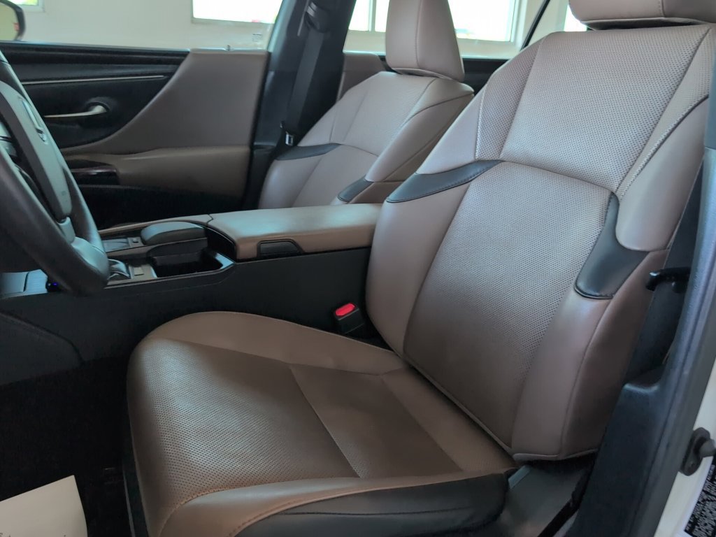 Used 2022 Lexus ES 350 w/ Premium Package FWD image 11