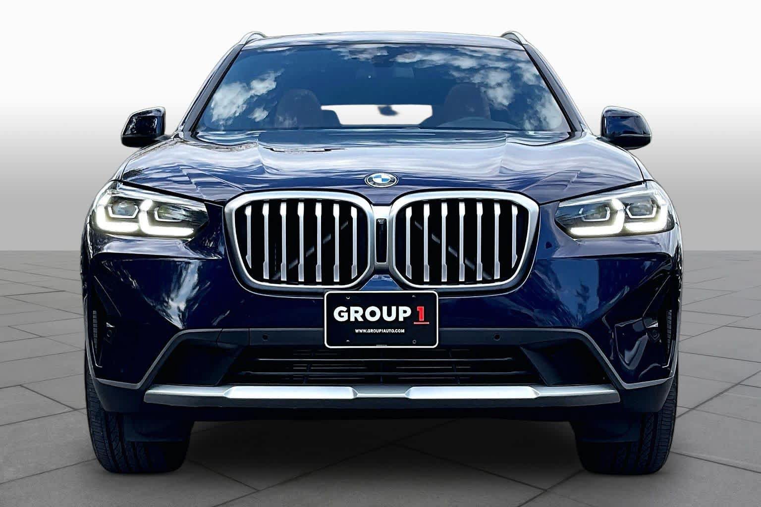 Used 2023 BMW X3 xDrive30i w/ Premium Package AWD/4WD image 3