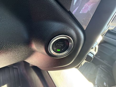 Certified 2025 GMC Sierra 1500 Pro w/ Pro Value Package image 23