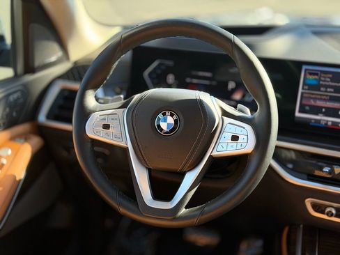 Certified 2024 BMW X7 xDrive40i image 12