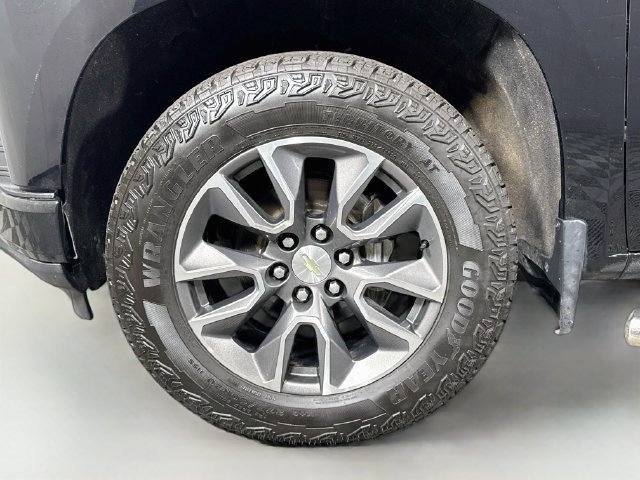 Used 2019 Chevrolet Silverado 1500 LT w/ All-Star Edition RWD image 37