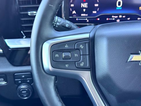 Used 2025 Chevrolet Silverado 2500 LT w/ Convenience Package image 23