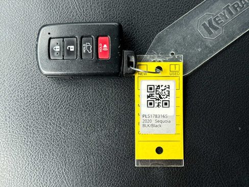 Used 2020 Toyota Sequoia TRD Pro AWD/4WD image 38