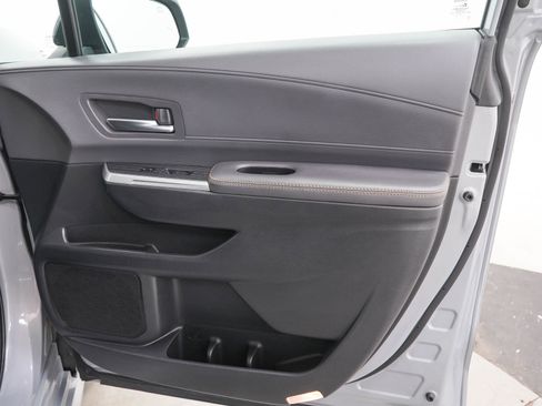 Used 2022 Toyota Sienna XLE Woodland Edition AWD/4WD image 12