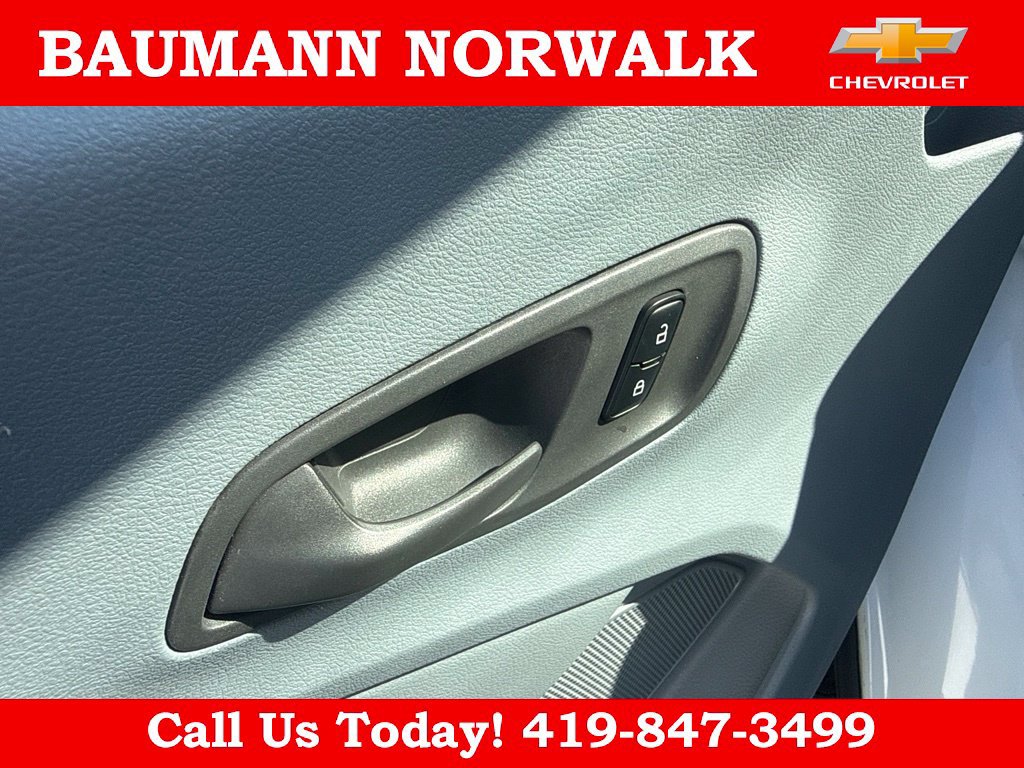 Used 2015 Ford Transit 250 130 Low Roof w/ Exterior Upgrade Package RWD image 10