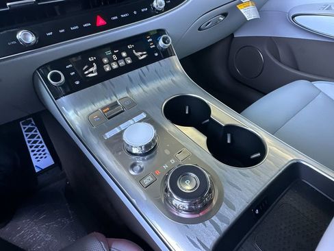 New 2026 Genesis Electrified GV70 image 22