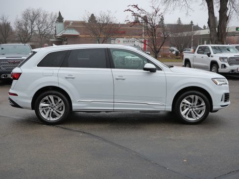 Used 2023 Audi Q7 3.0T Premium Plus w/ Premium Plus Package image 10