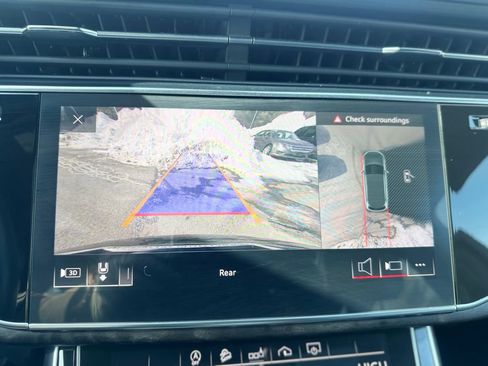 Used 2020 Audi Q7 3.0T Premium Plus w/ Premium Plus Package image 12