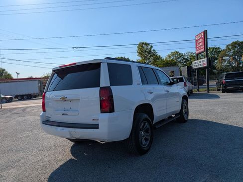 Used 2018 Chevrolet Tahoe LT image 7