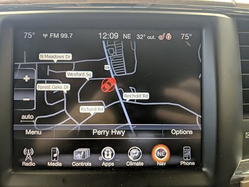 Used 2016 RAM 1500 Laramie Longhorn w/ Convenience Group image 21