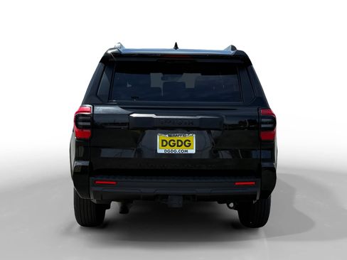 Used 2025 Toyota 4Runner SR5 AWD/4WD image 4