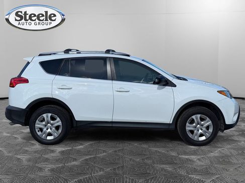 Used 2013 Toyota RAV4 LE image 6