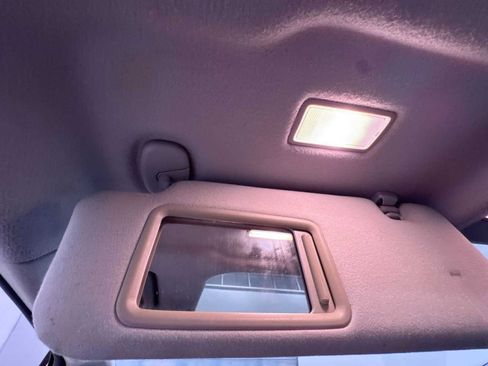 Used 2010 Toyota Prius Five image 32