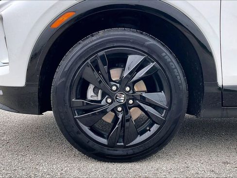 Used 2024 Buick Encore GX Sport Touring FWD image 34
