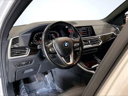 Used 2021 BMW X5 xDrive40i w/ Convenience Package AWD/4WD image 16