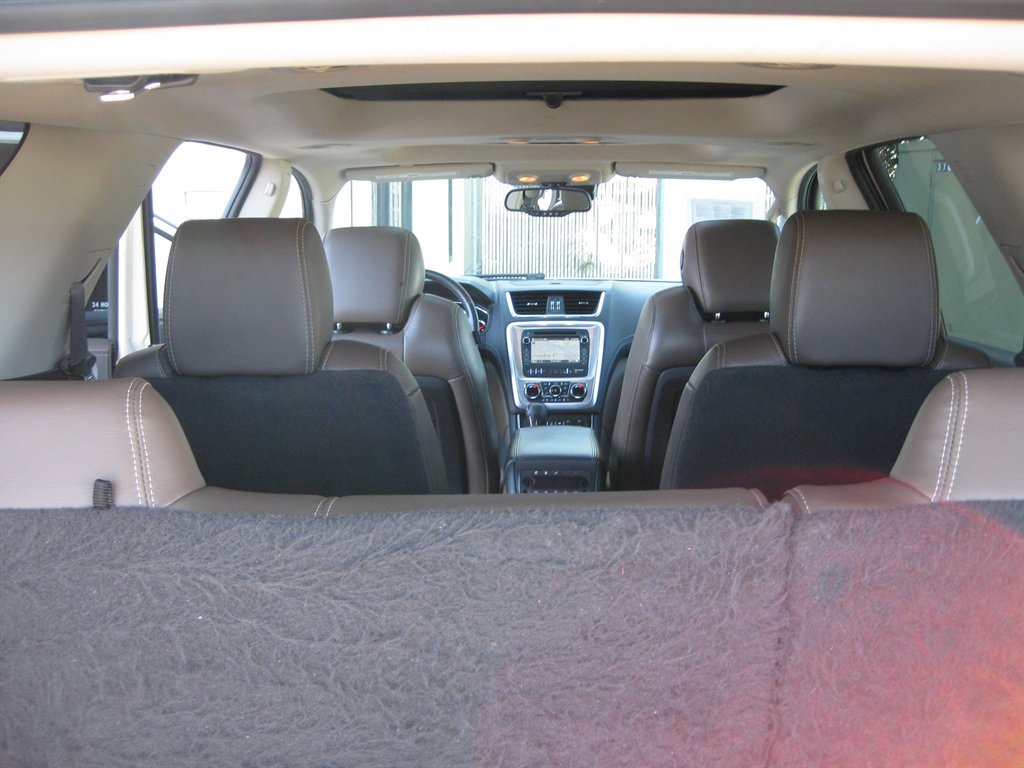 Used 2015 GMC Acadia SLT w/ Open Road Package FWD image 31