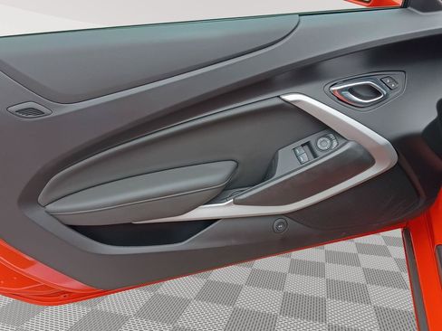 Used 2020 Chevrolet Camaro SS RWD image 16