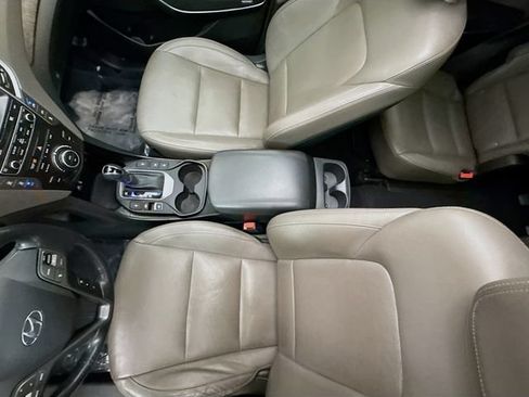Used 2018 Hyundai Santa Fe Limited FWD image 24