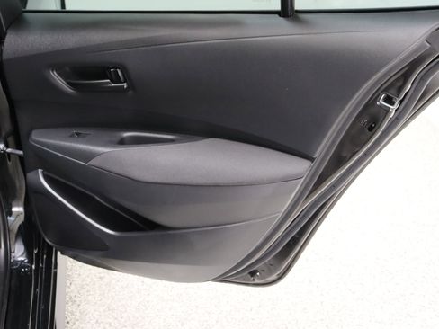 Used 2023 Toyota Corolla LE image 32