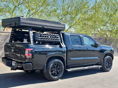 Used 2023 Nissan Frontier SV w/ Midnight Edition Package AWD/4WD image 9