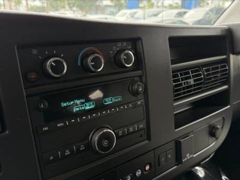 Used 2020 Chevrolet Express 3500 LT w/ LT Preferred Equipment Group RWD image 27
