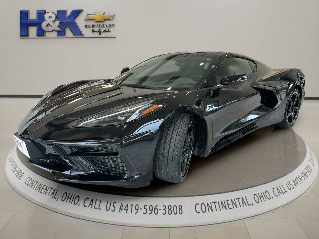 Used 2021 Chevrolet Corvette Stingray Preferred Cpe w/ Battery Protection Package RWD image 3
