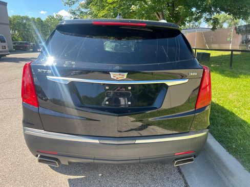 Used 2018 Cadillac XT5 Luxury w/ Driver Awareness Package FWD image 6