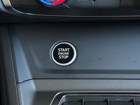 Used 2025 Audi Q3 2.0T Premium Plus w/ Premium Plus Package image 22