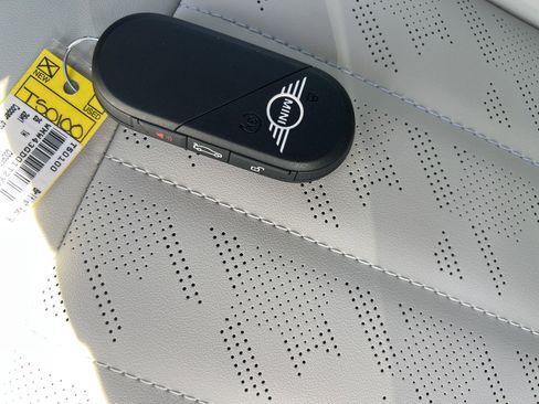 New 2026 MINI Cooper 4-Door Hardtop image 21