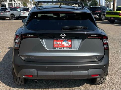 New 2026 Nissan Kicks SV w/ Cold Weather Package image 6