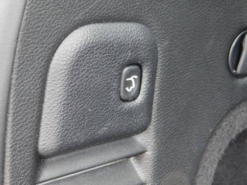 Used 2021 Jeep Grand Cherokee High Altitude AWD/4WD image 10