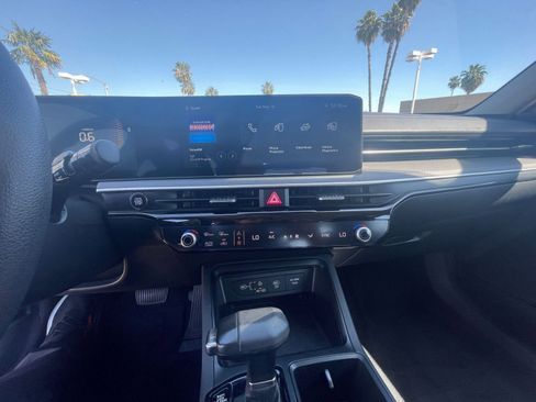 Used 2025 Kia K5 LXS image 17