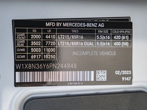Used 2023 Mercedes-Benz Sprinter 3500 image 32