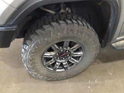 Used 2026 GMC Sierra 1500 AT4X AWD/4WD image 3