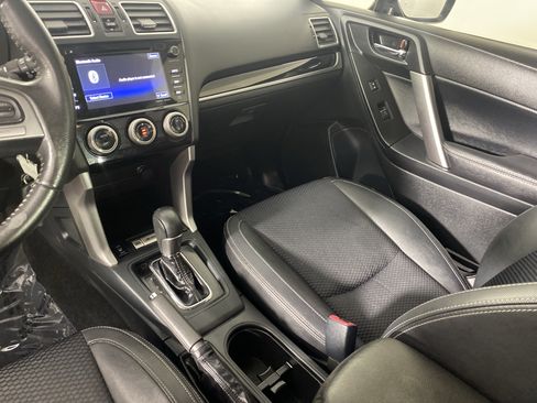 Used 2018 Subaru Forester 2.5i Premium w/ Kicker Audio Upgrade Package AWD/4WD image 26