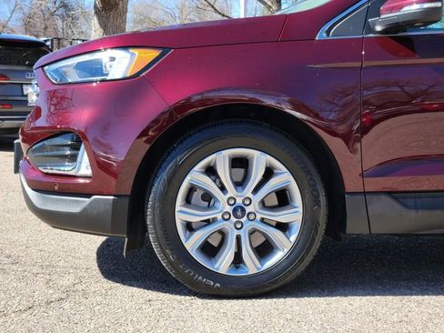 Used 2022 Ford Edge Titanium AWD/4WD image 8