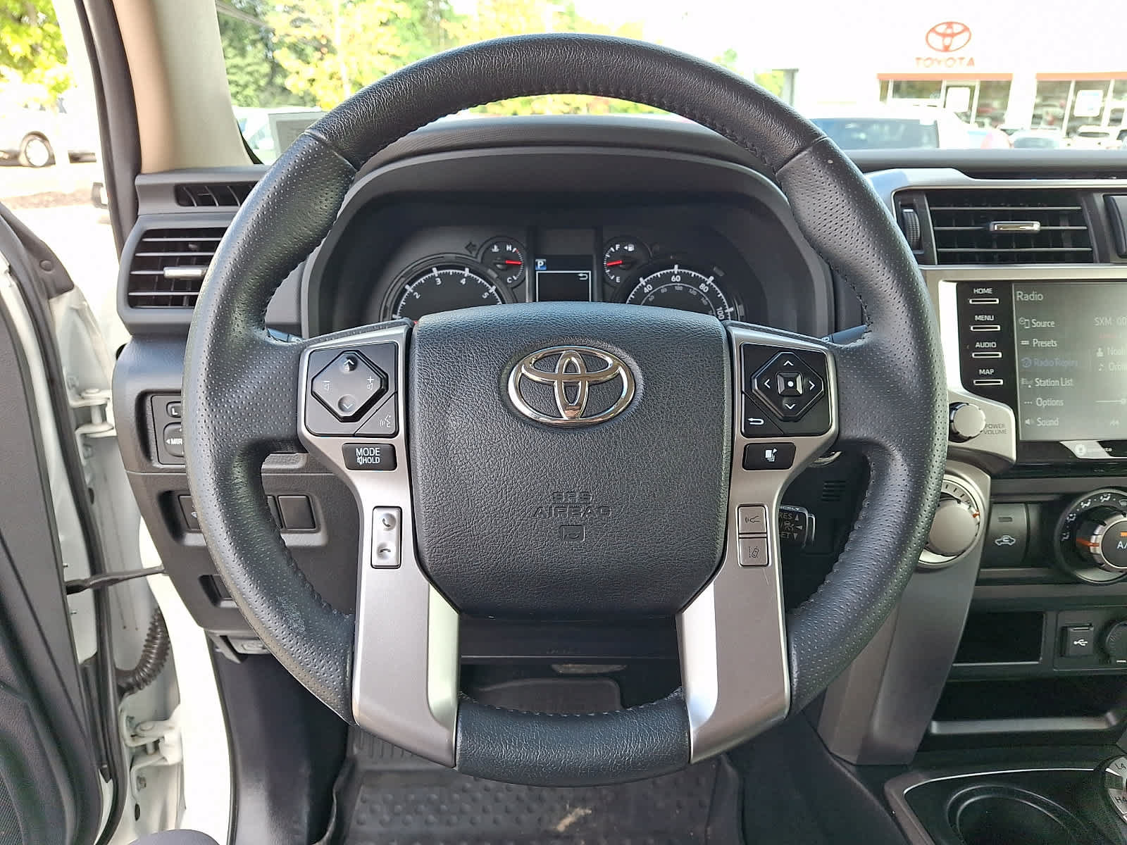 Certified 2021 Toyota 4Runner SR5 Premium w/ Moonroof Package AWD/4WD image 23