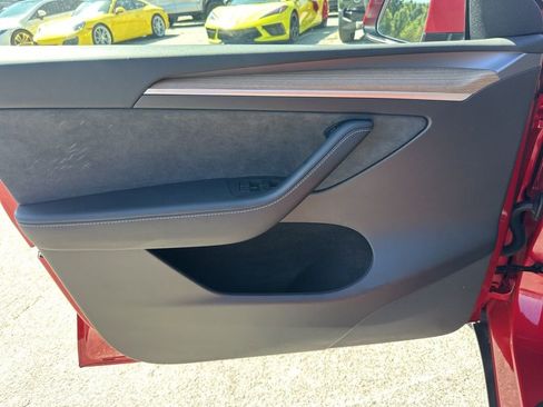 Used 2023 Tesla Model Y Long Range image 26