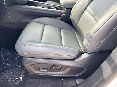 New 2025 Ford Explorer Active w/ Active Comfort Package image 17