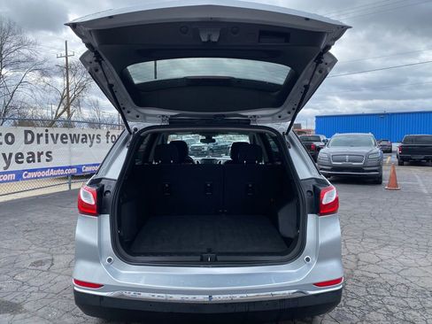 Used 2019 Chevrolet Equinox LT w/ LPO, Floor Liner Package image 3