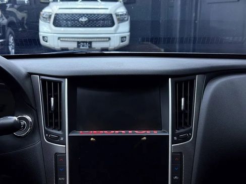 Used 2016 INFINITI Q50 Red Sport 400 image 24