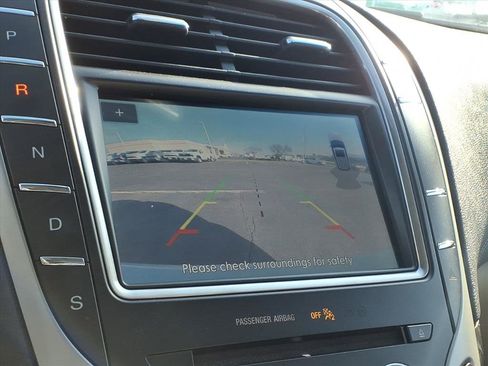 Used 2020 Lincoln Nautilus Reserve image 13