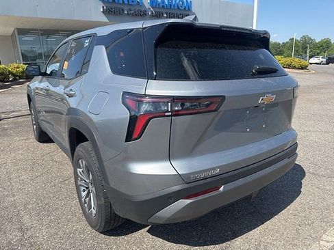 Used 2025 Chevrolet Equinox LT FWD image 6