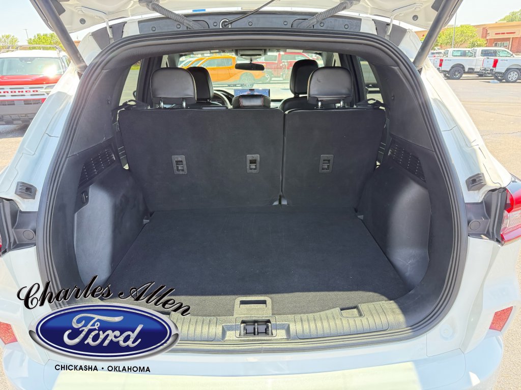 Used 2024 Ford Escape ST-Line w/ Tech Pack #1 FWD image 18