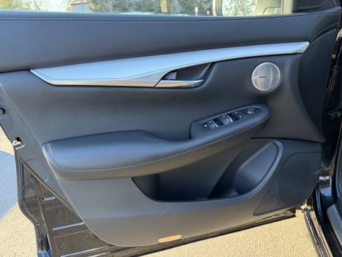 Used 2019 INFINITI QX50 Essential w/ Premium Audio Package image 13