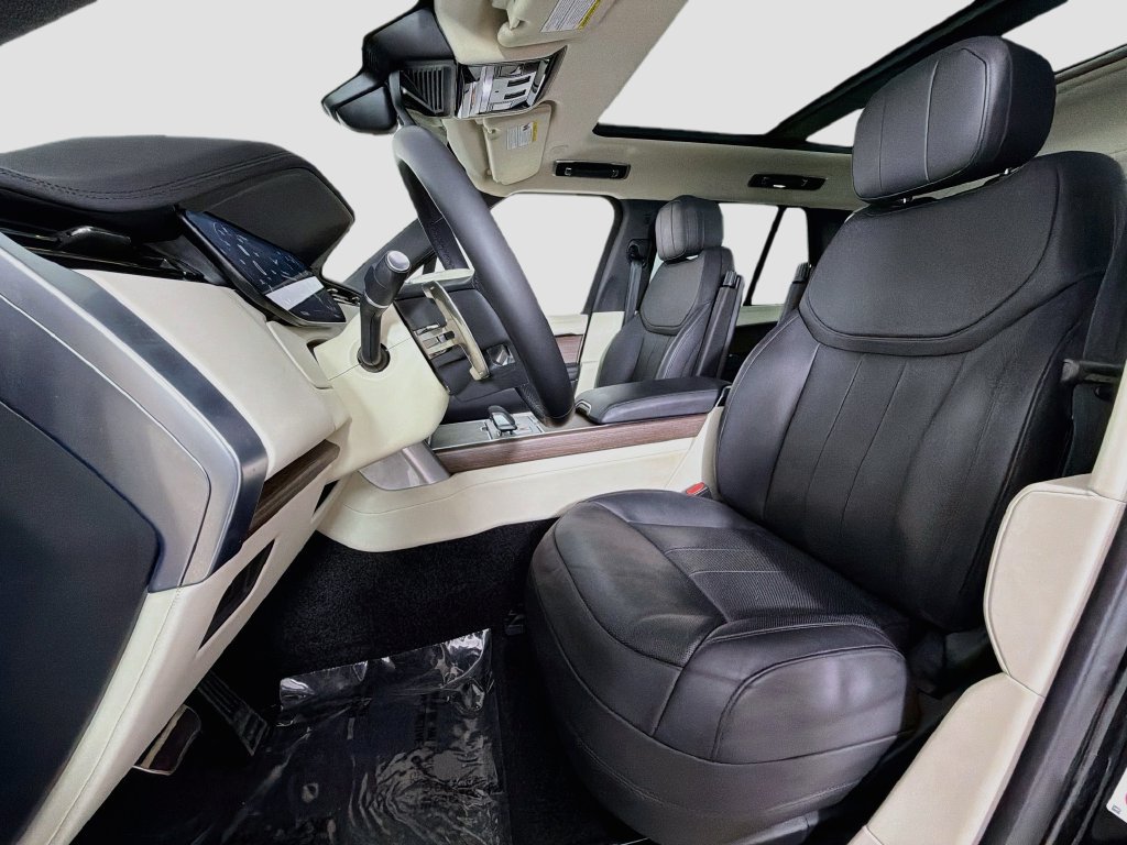 Certified 2024 Land Rover Range Rover SE AWD/4WD image 22